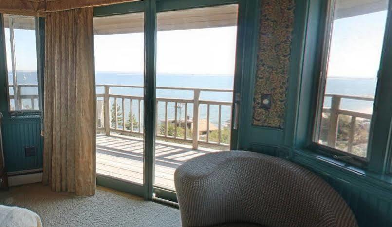 Lands End Inn - Adults Only Provincetown Exterior photo